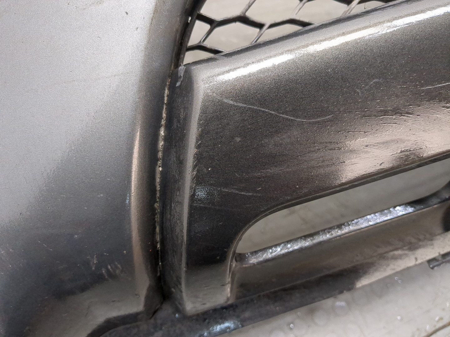 Бампер передний