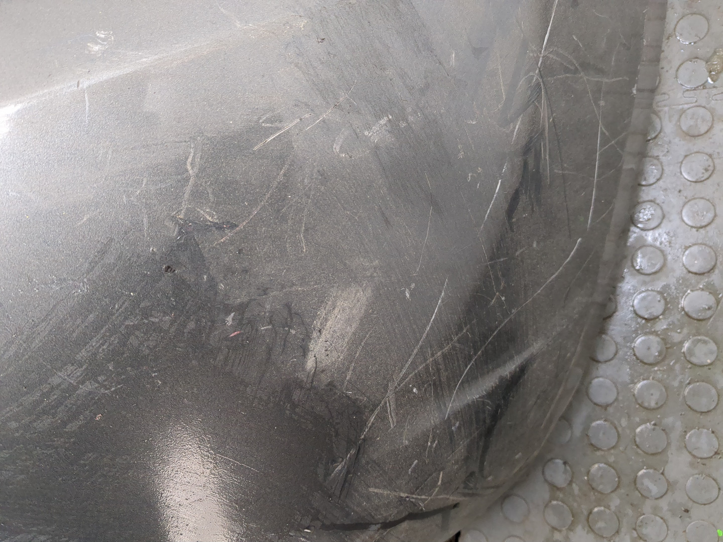 Бампер передний