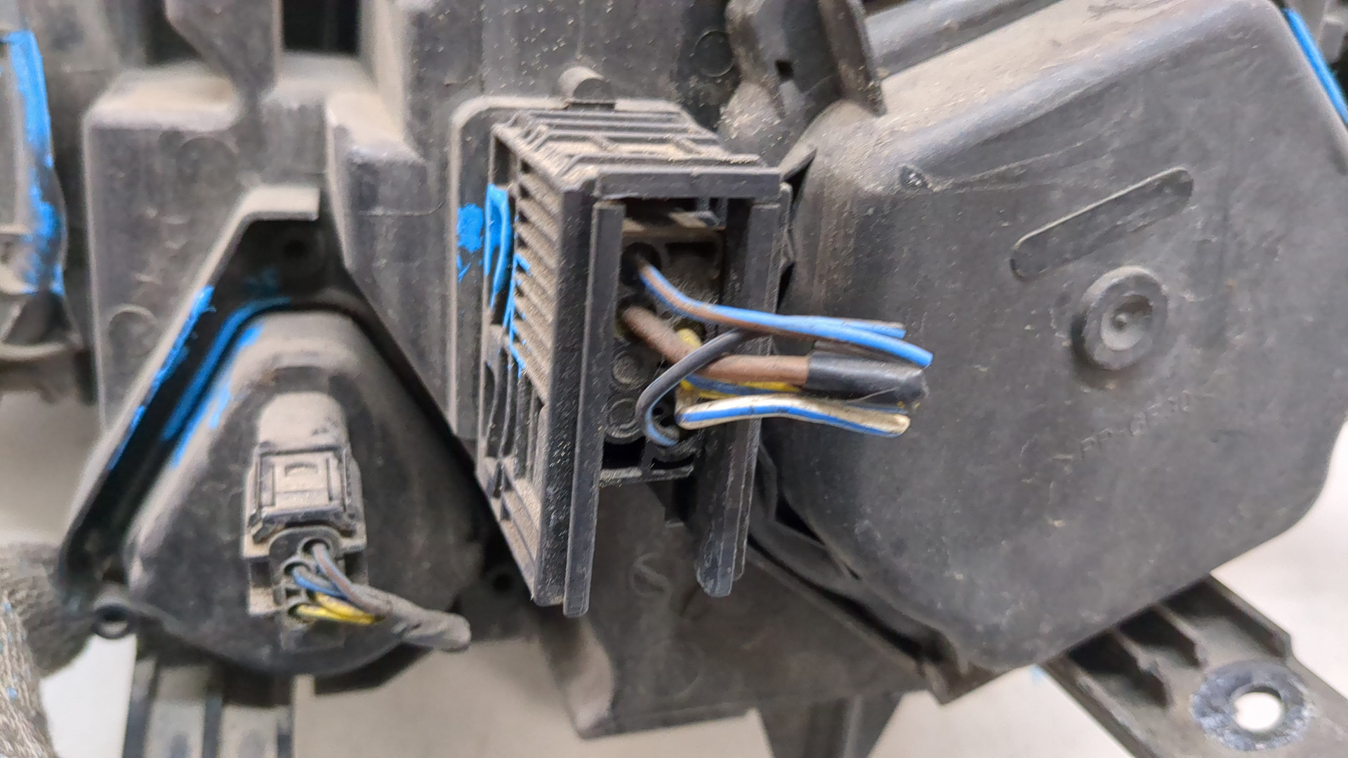 Фара правая