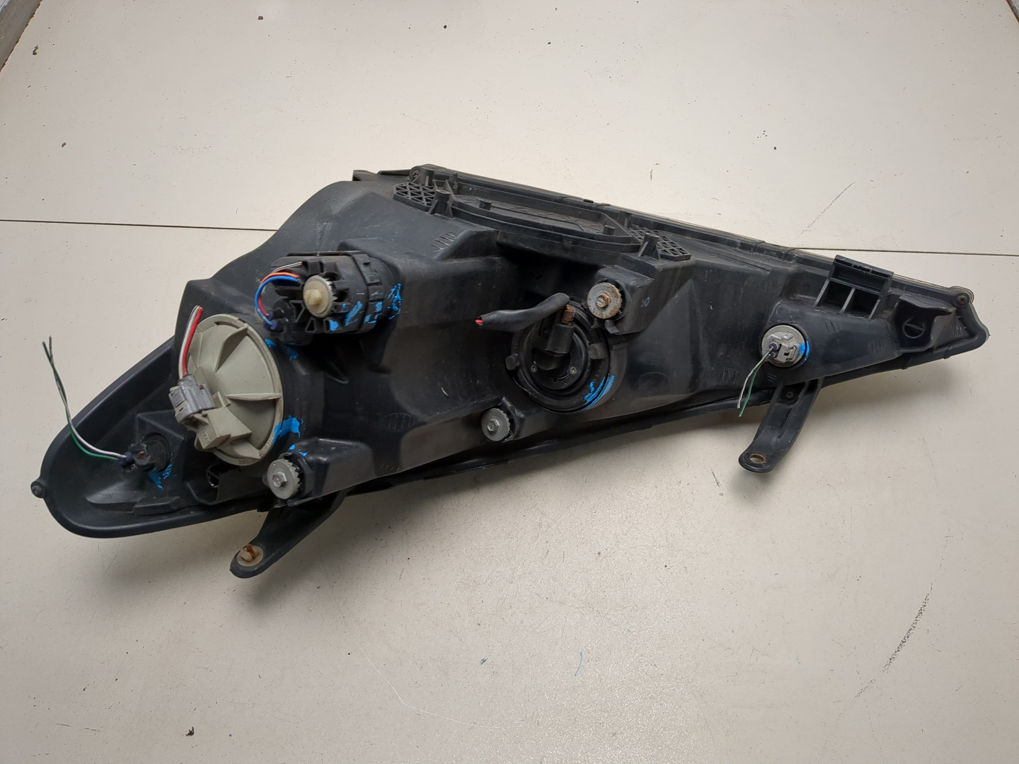 Фара правая