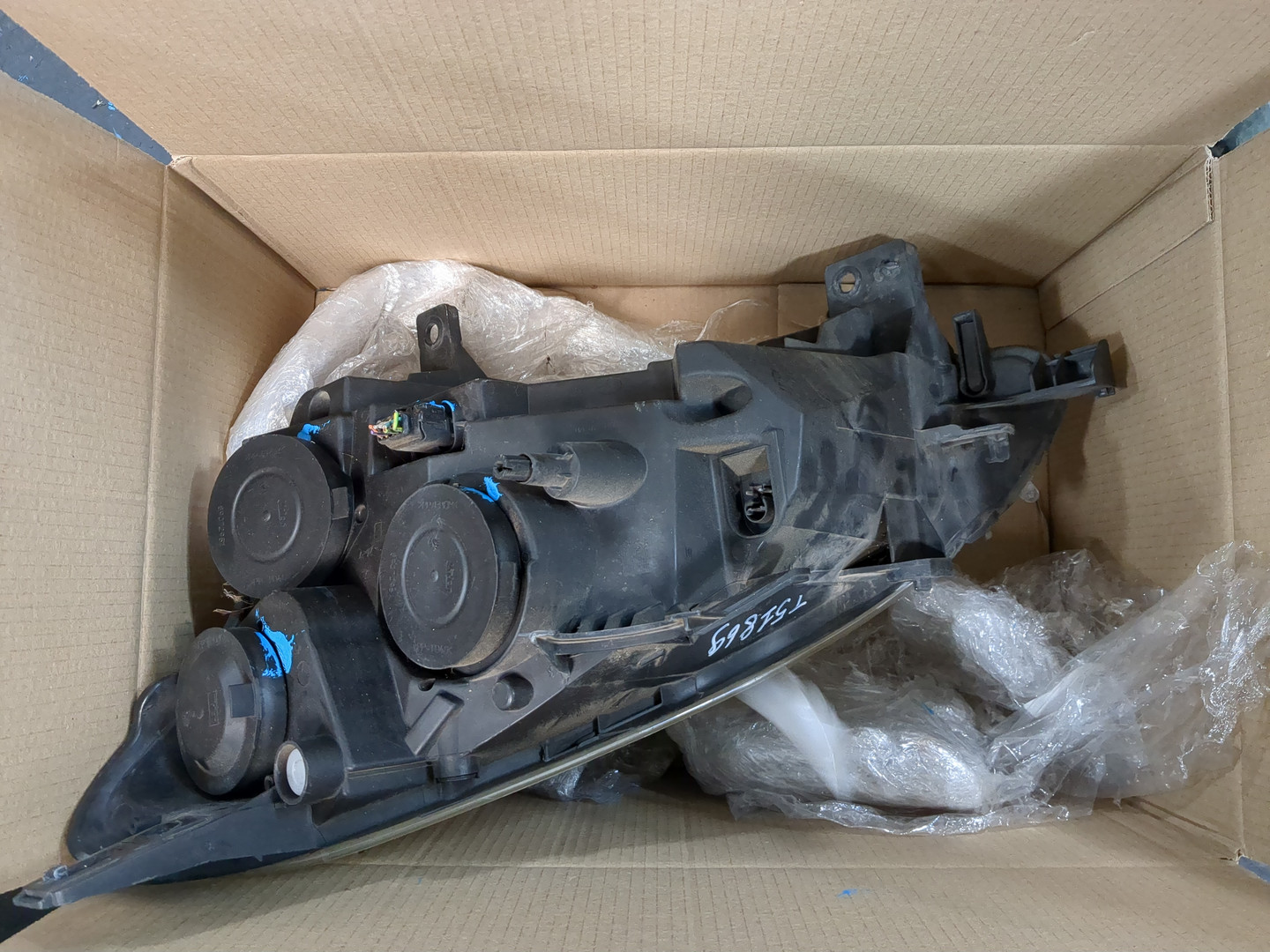 Фара правая