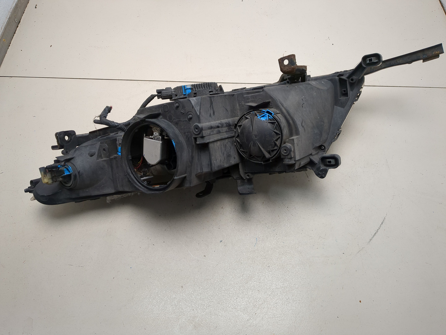 Фара правая