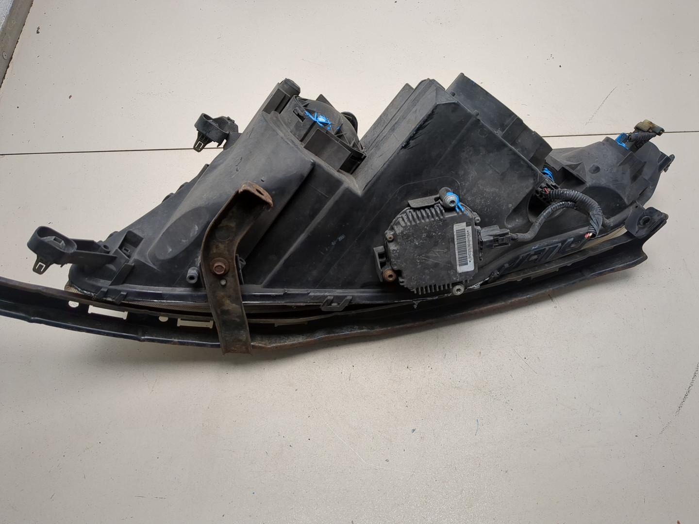 Фара правая