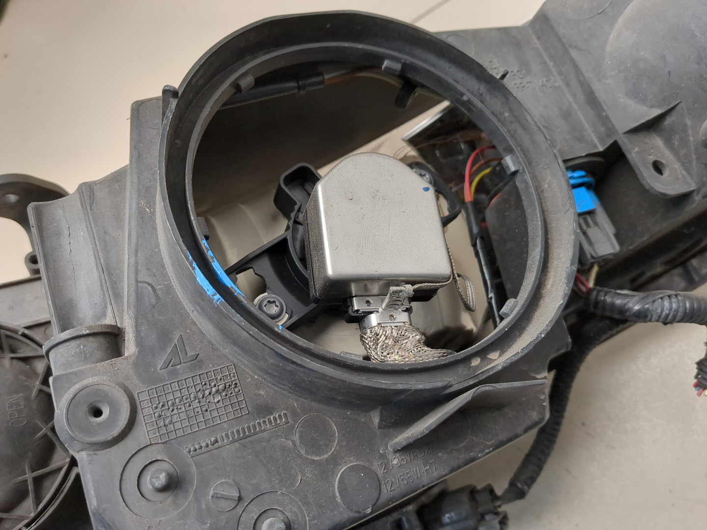 Фара правая