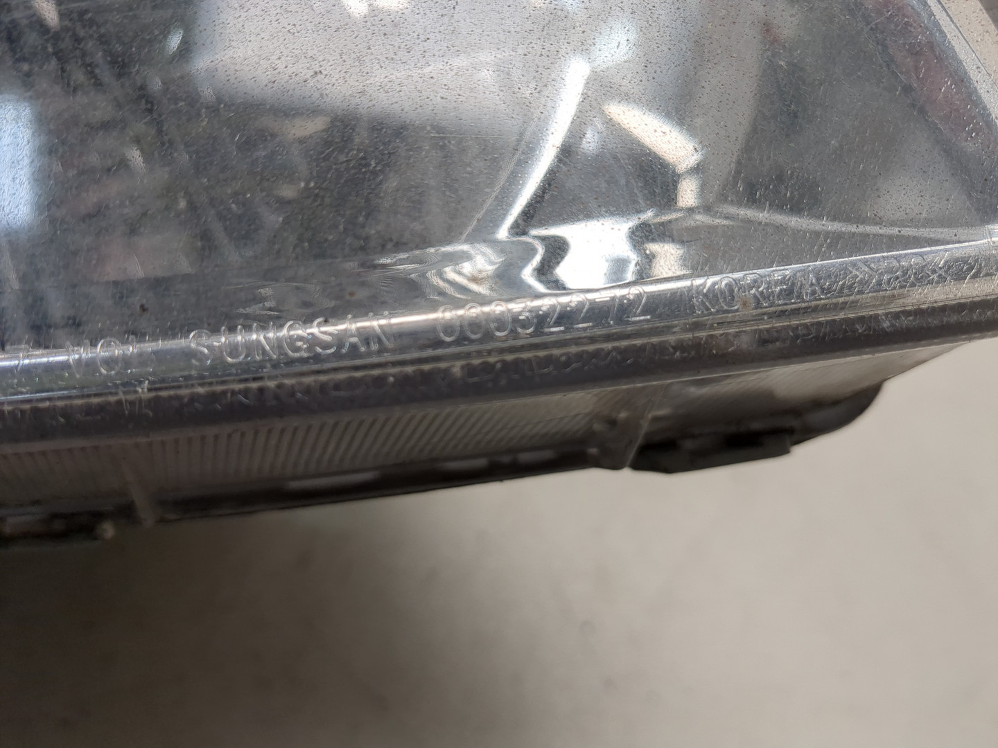 Фара правая