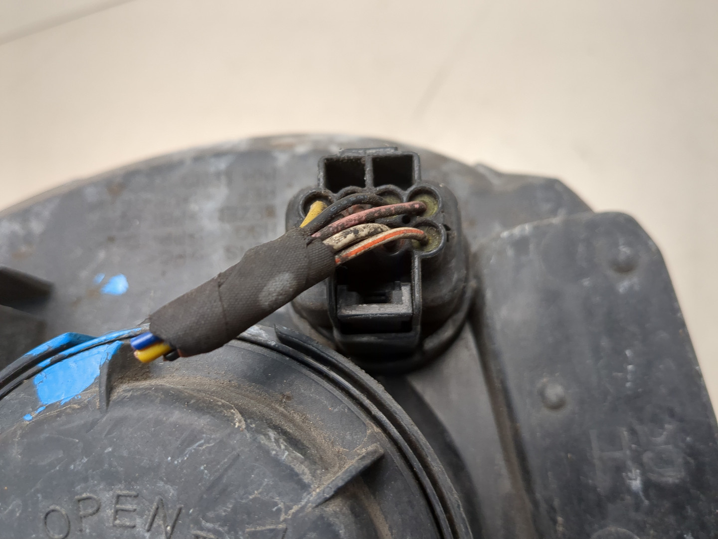 Фара правая