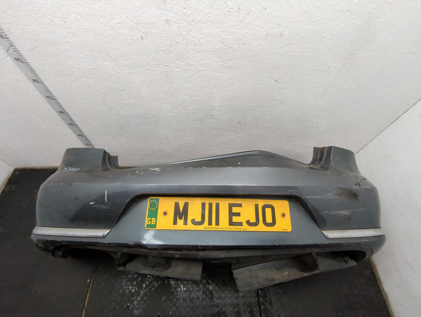 Бампер задний