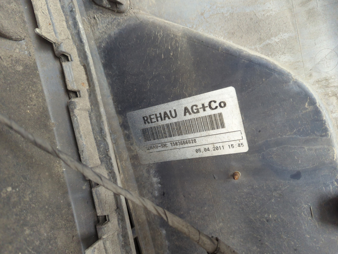 Бампер задний