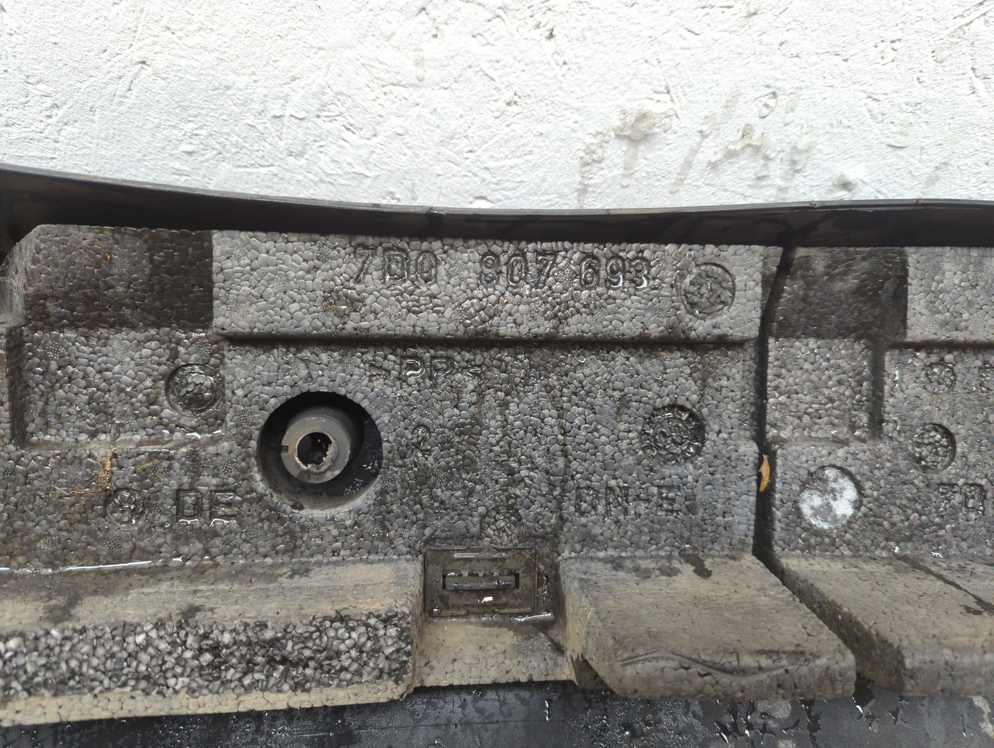 Бампер передний