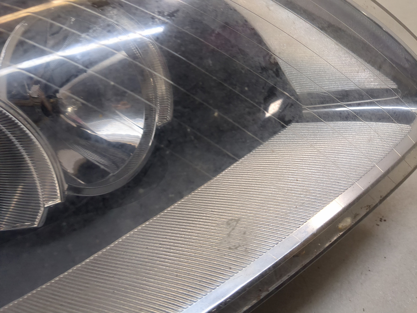 Фара правая