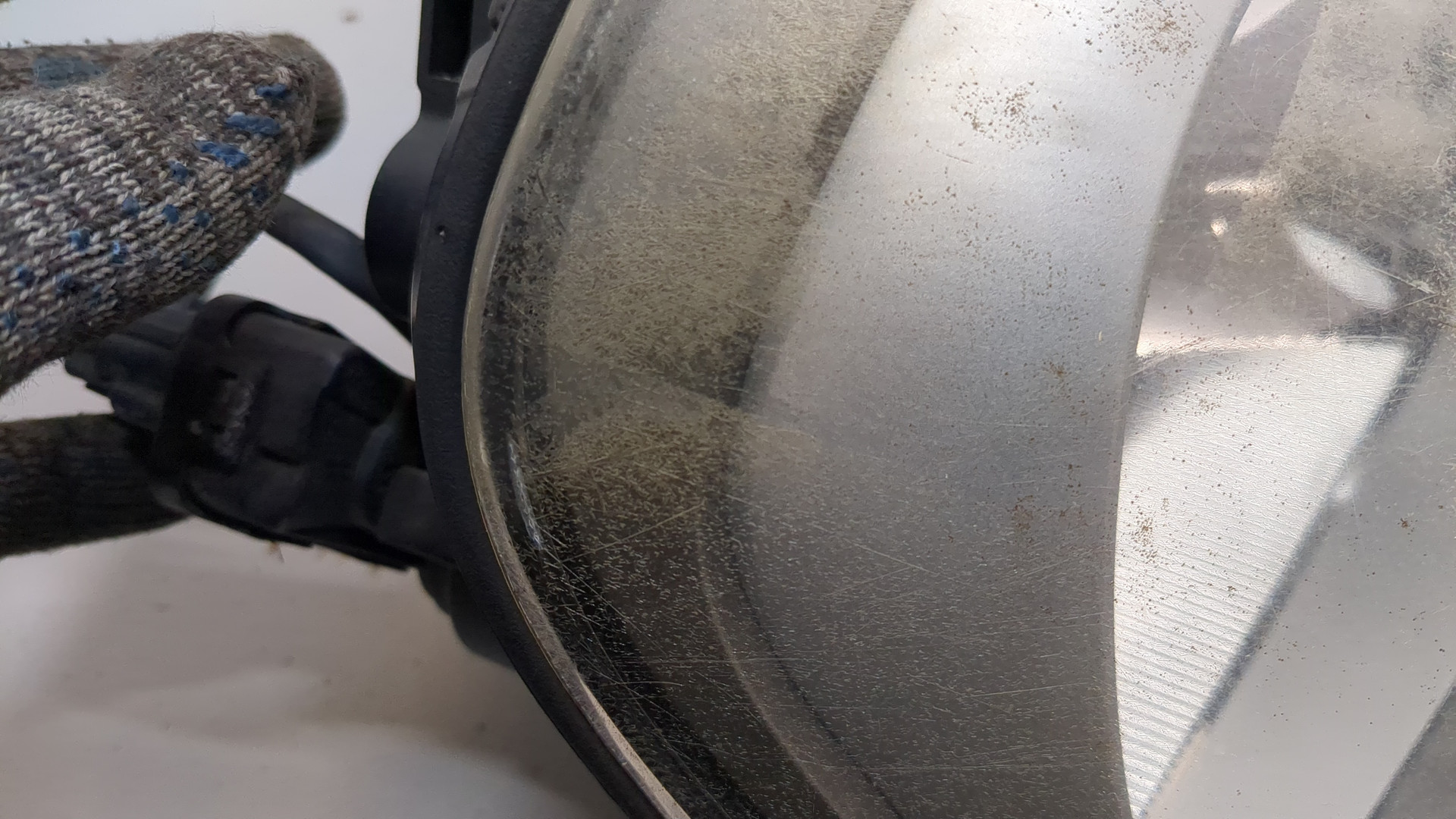 Фара правая