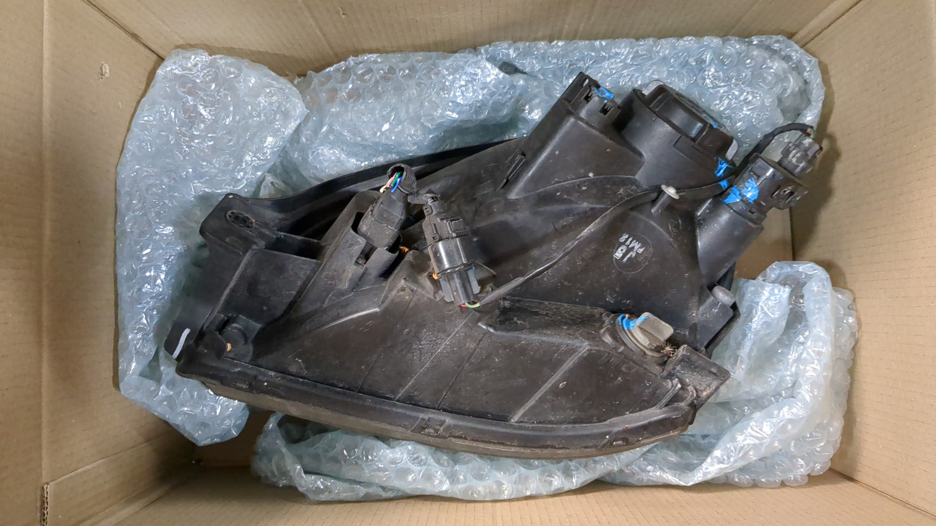 Фара правая