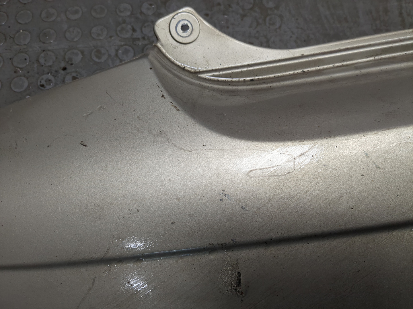 Бампер задний