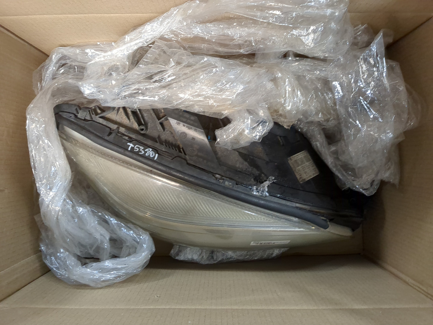 Фара правая