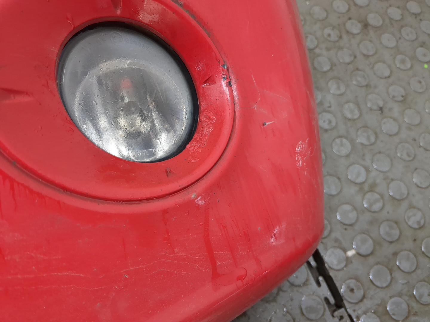 Бампер передний