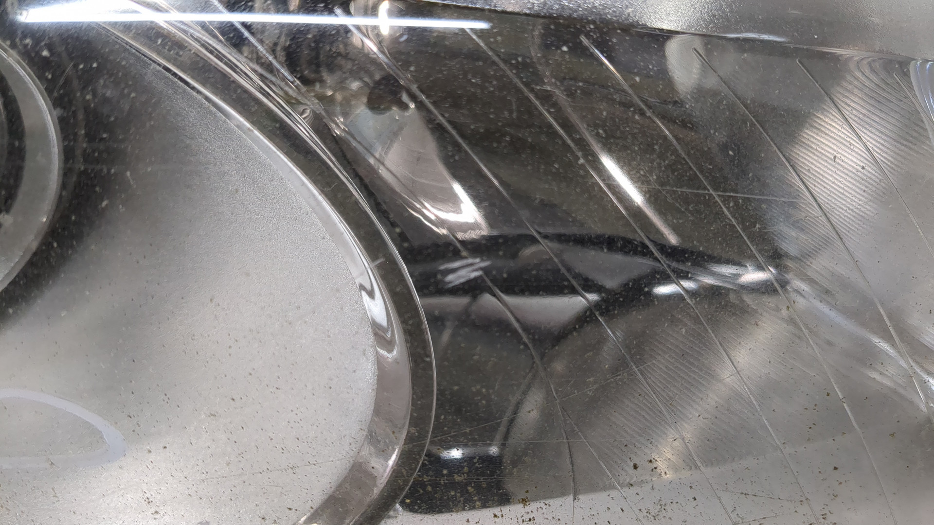 Фара правая