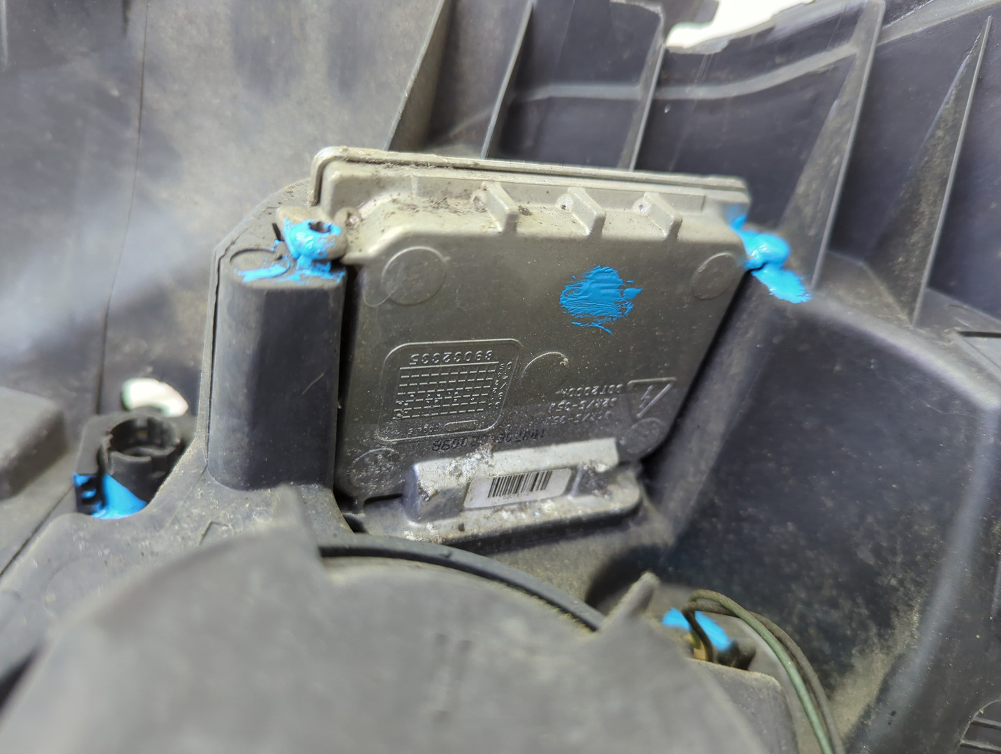 Фара правая