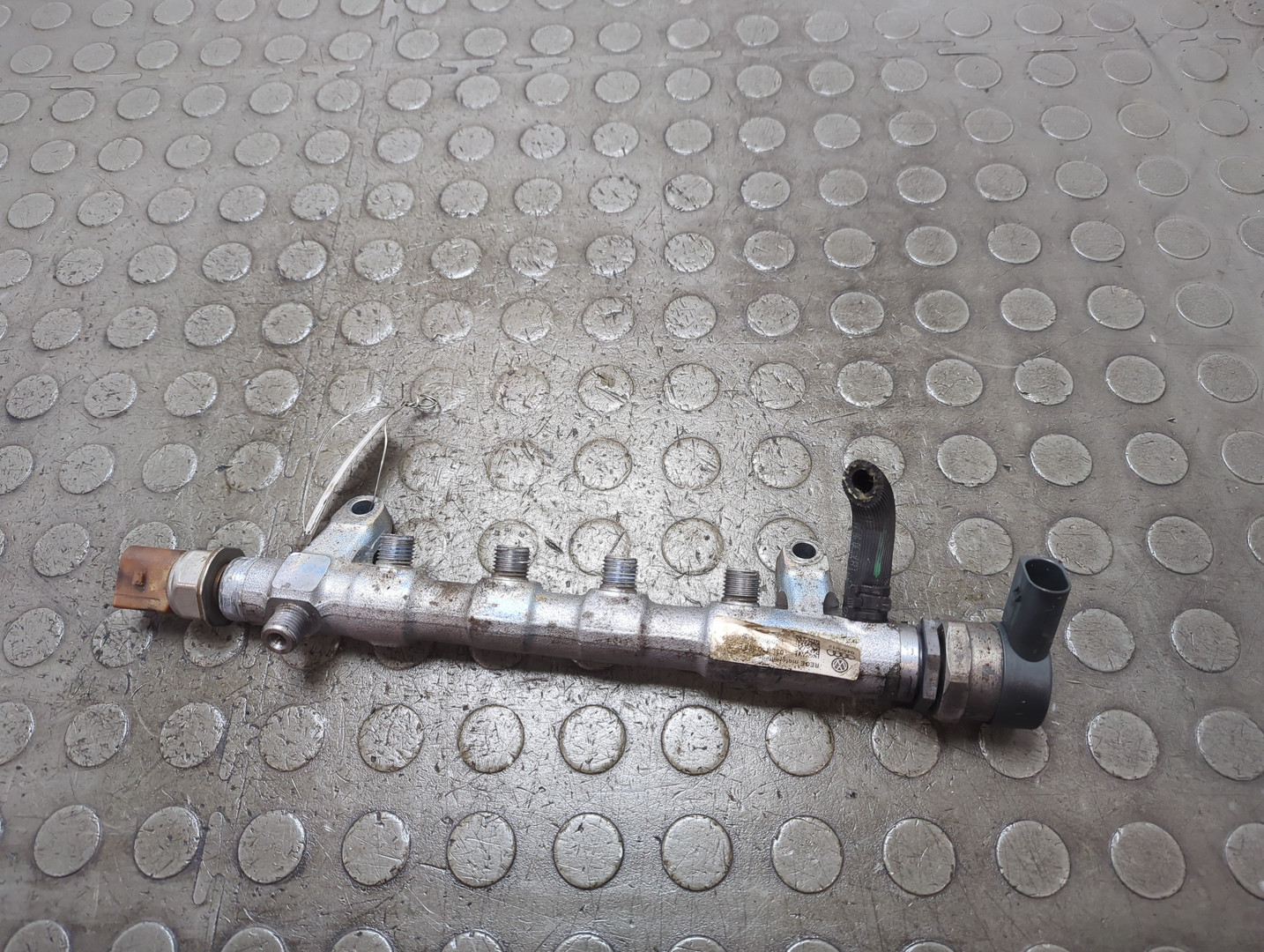 Рейка топливная (рампа)