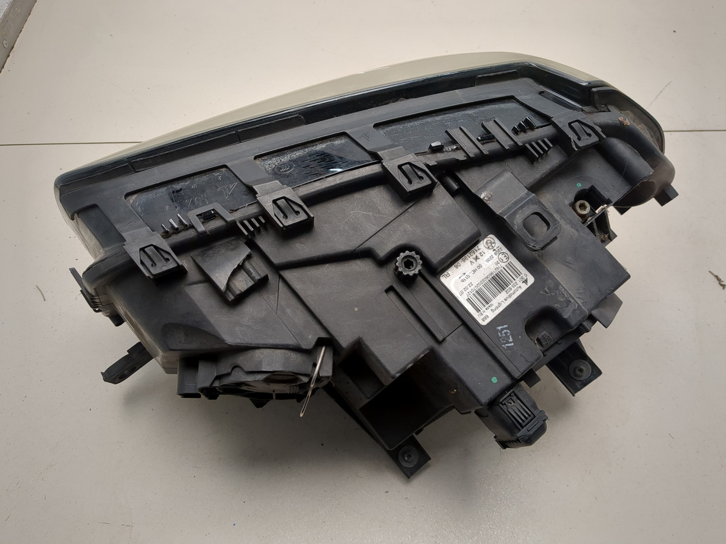 Фара правая