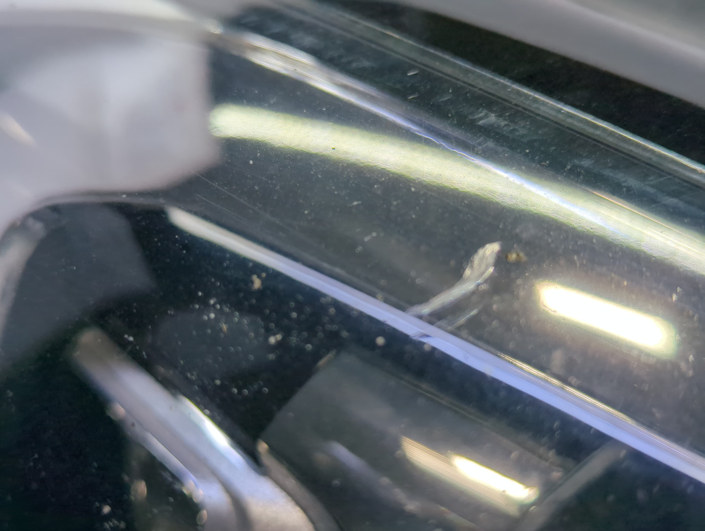 Фара правая