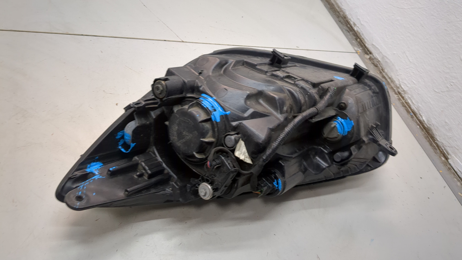 Фара правая