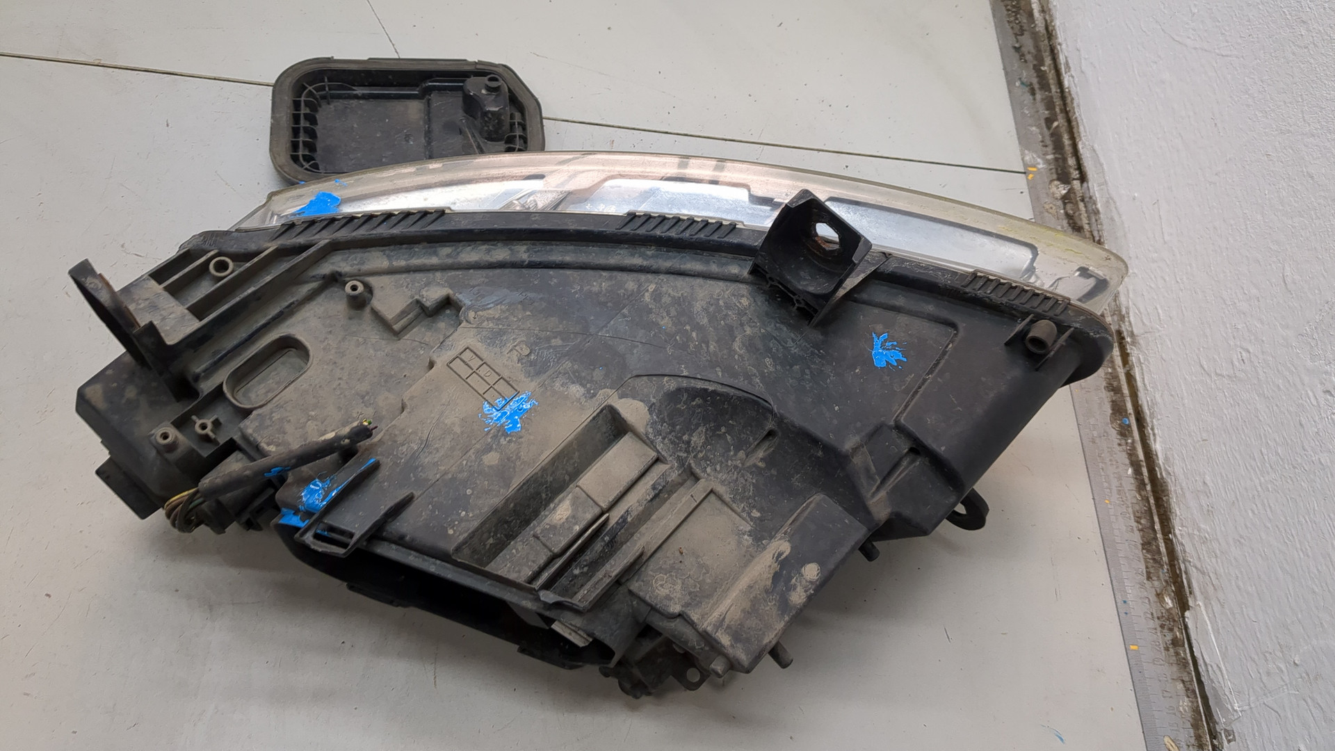 Фара правая