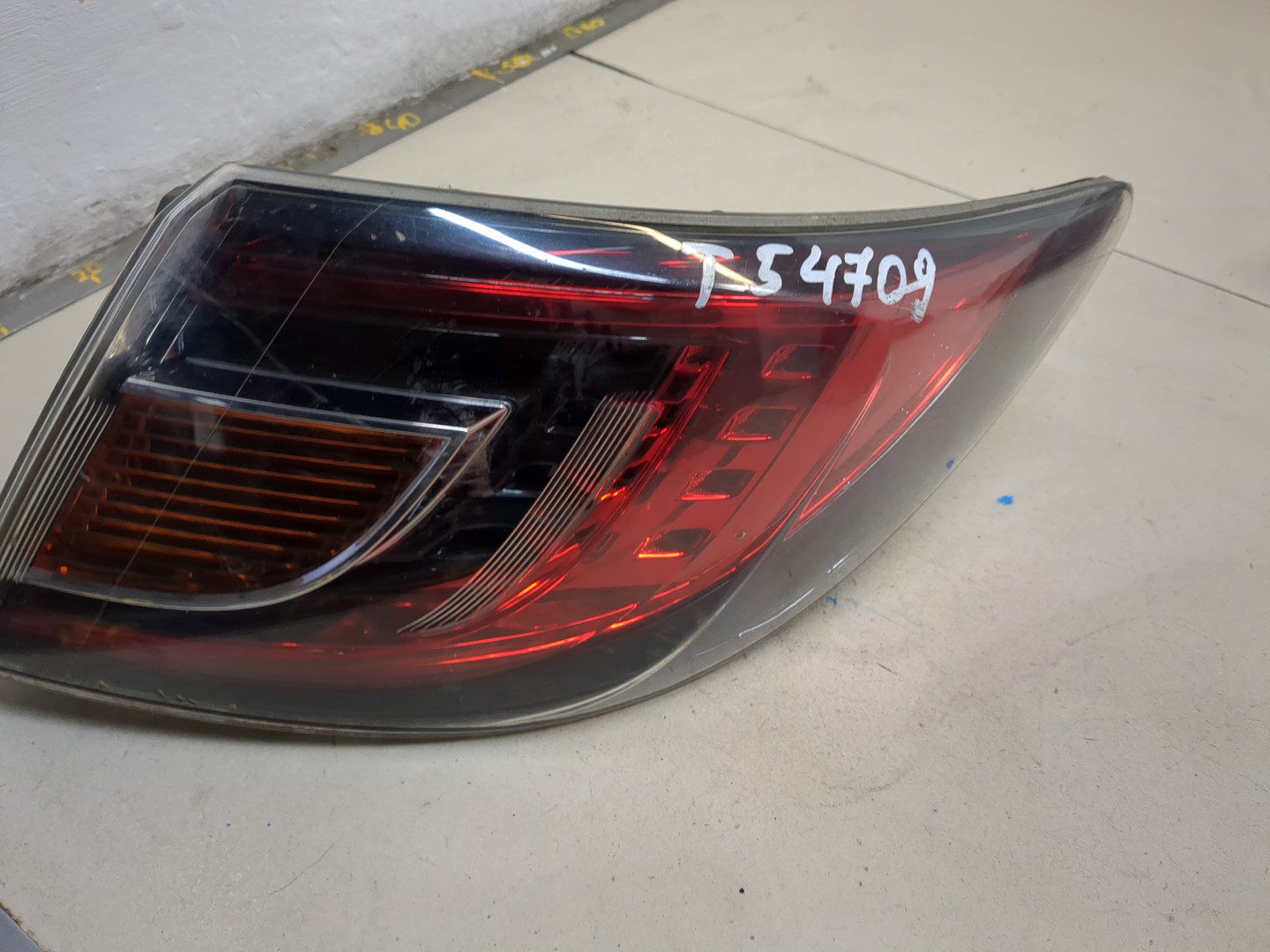 Фонарь задний правый