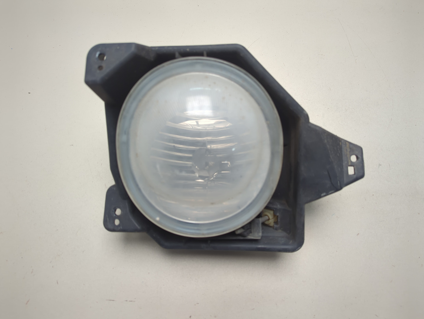 Фара противотуманная правая