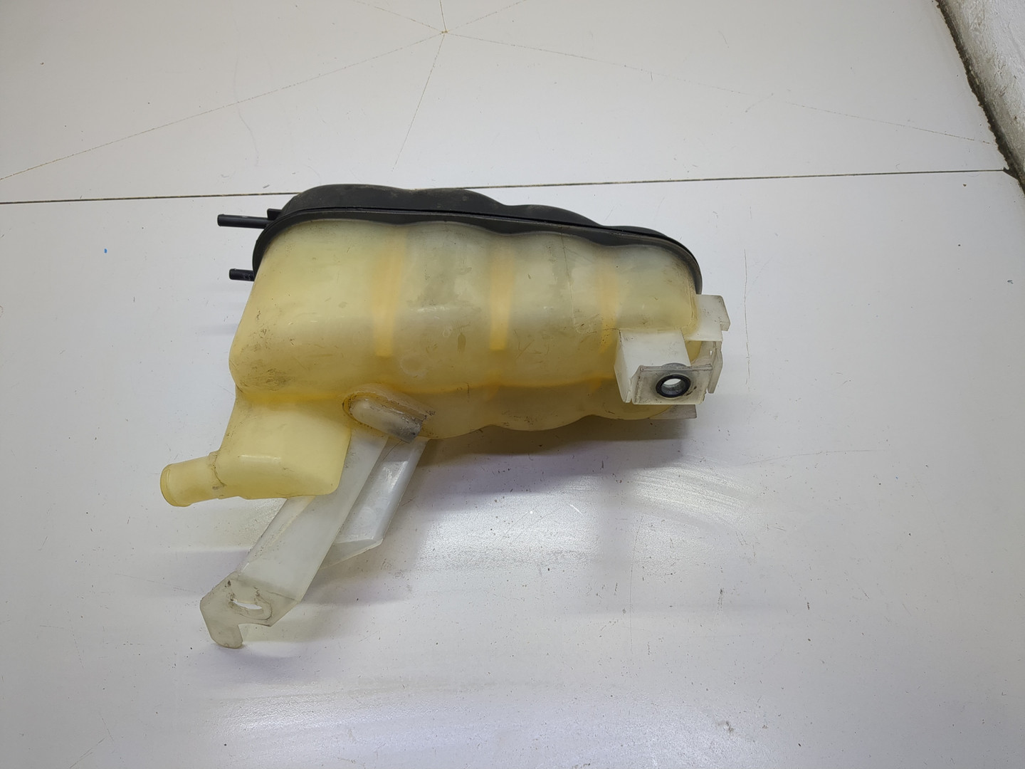 Бачок расширительный