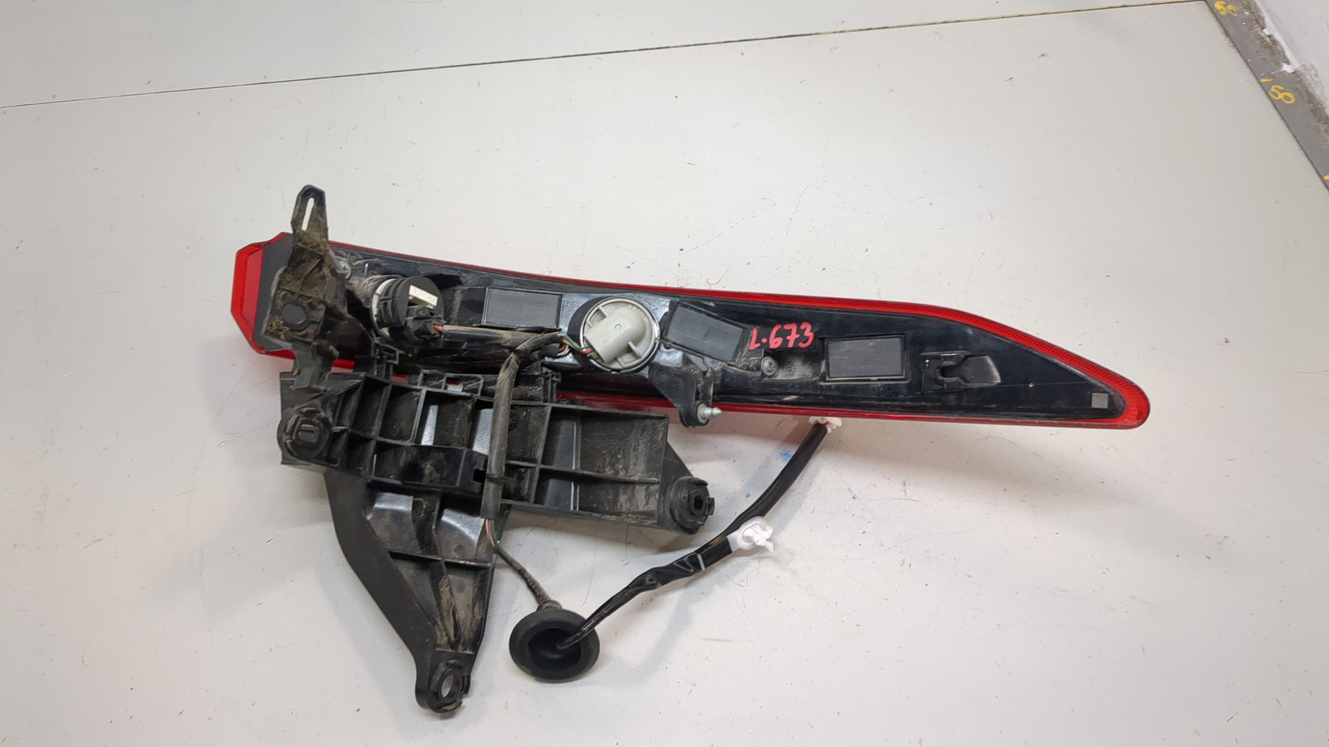 Фонарь задний левый