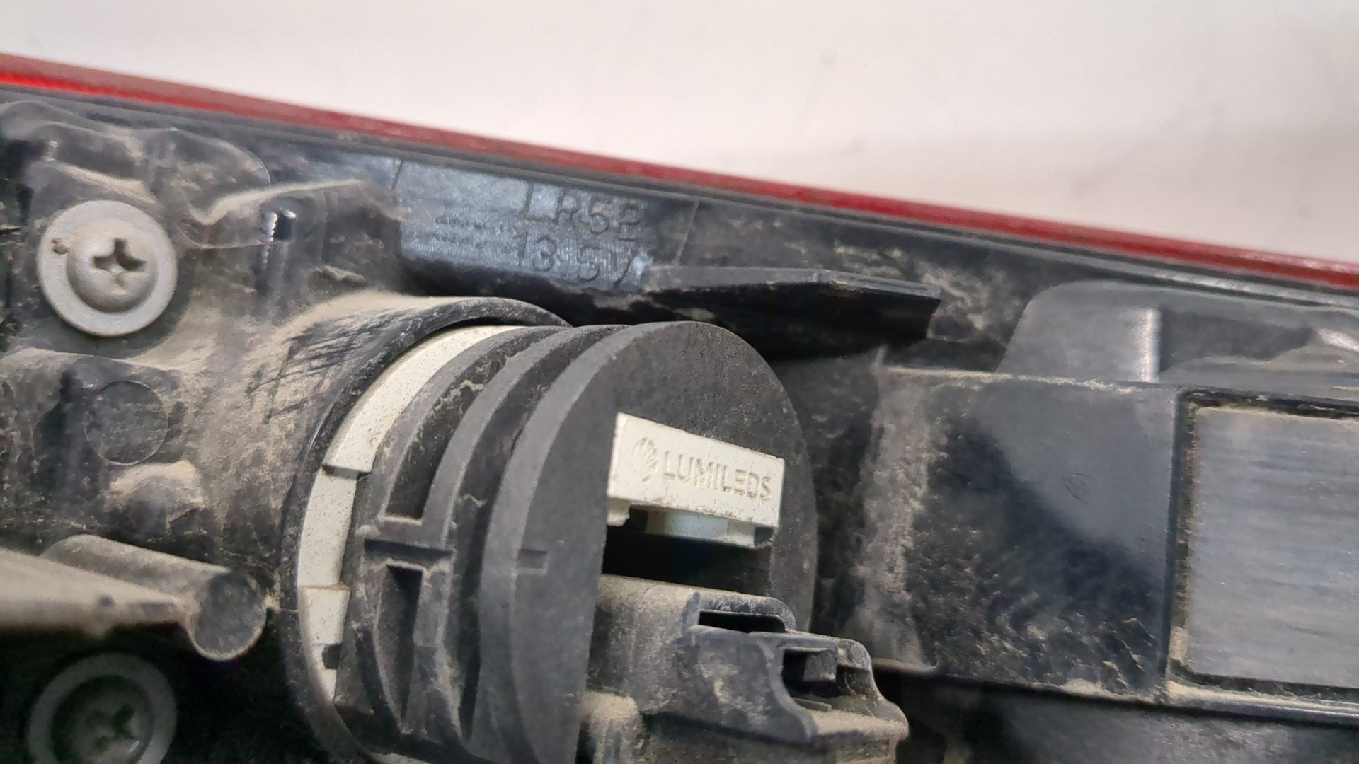 Фонарь задний левый