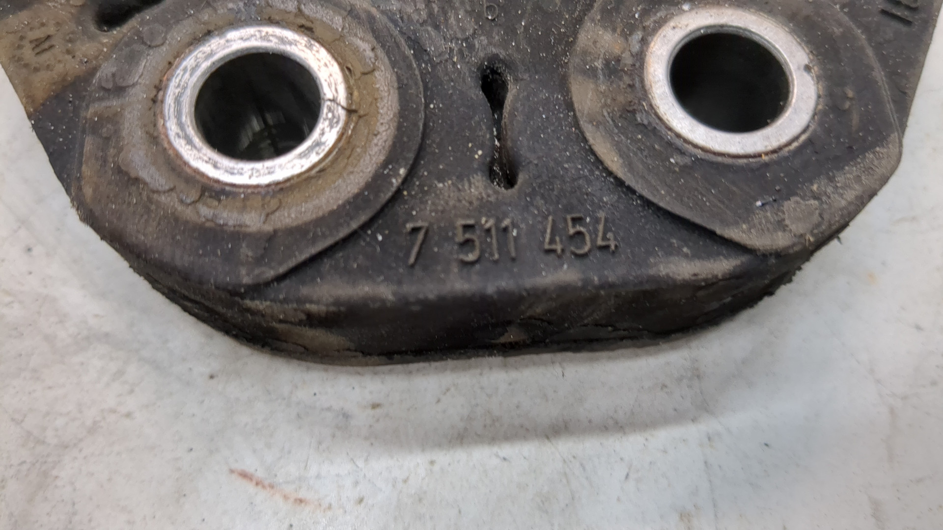 Муфта эластичная карданного вала