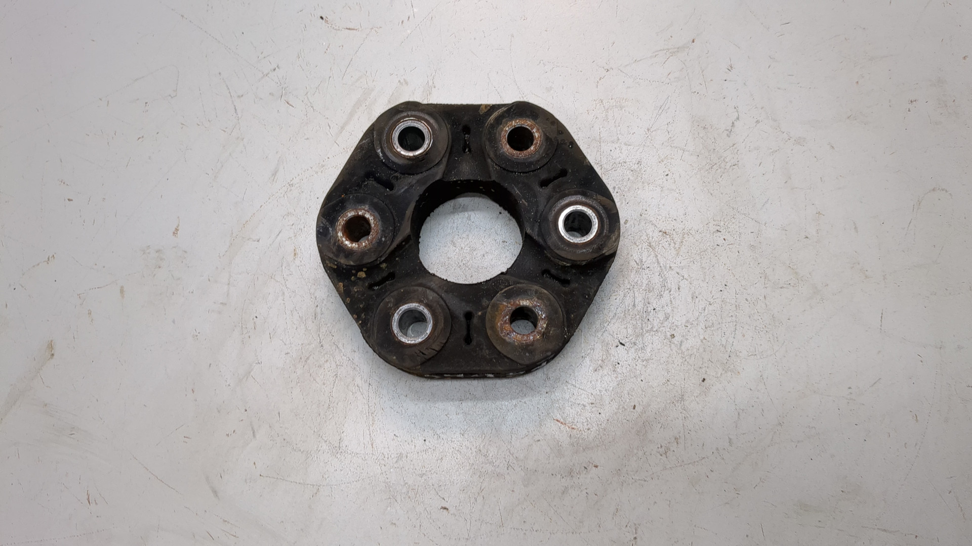 Муфта эластичная карданного вала