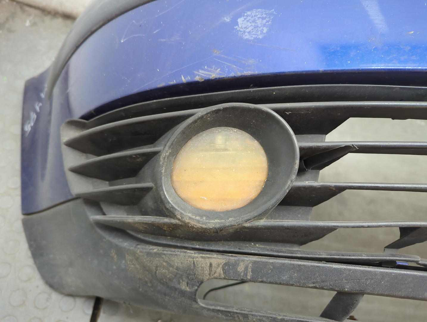 Бампер передний