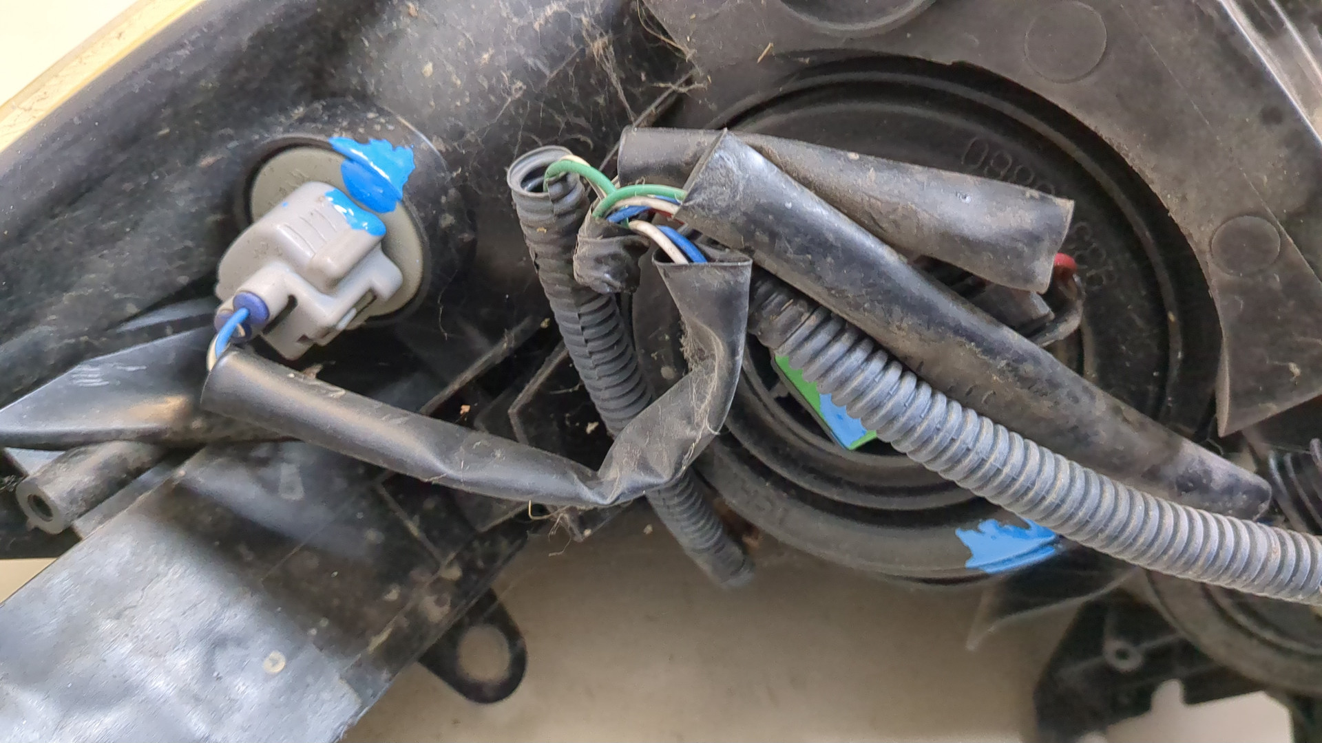 Фара правая