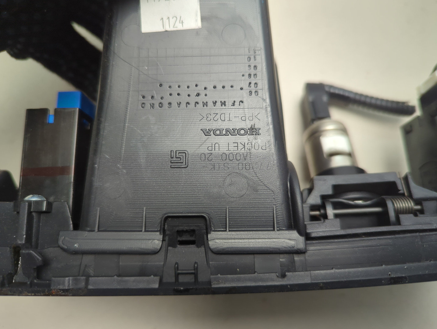 Кнопка обогрева сидений