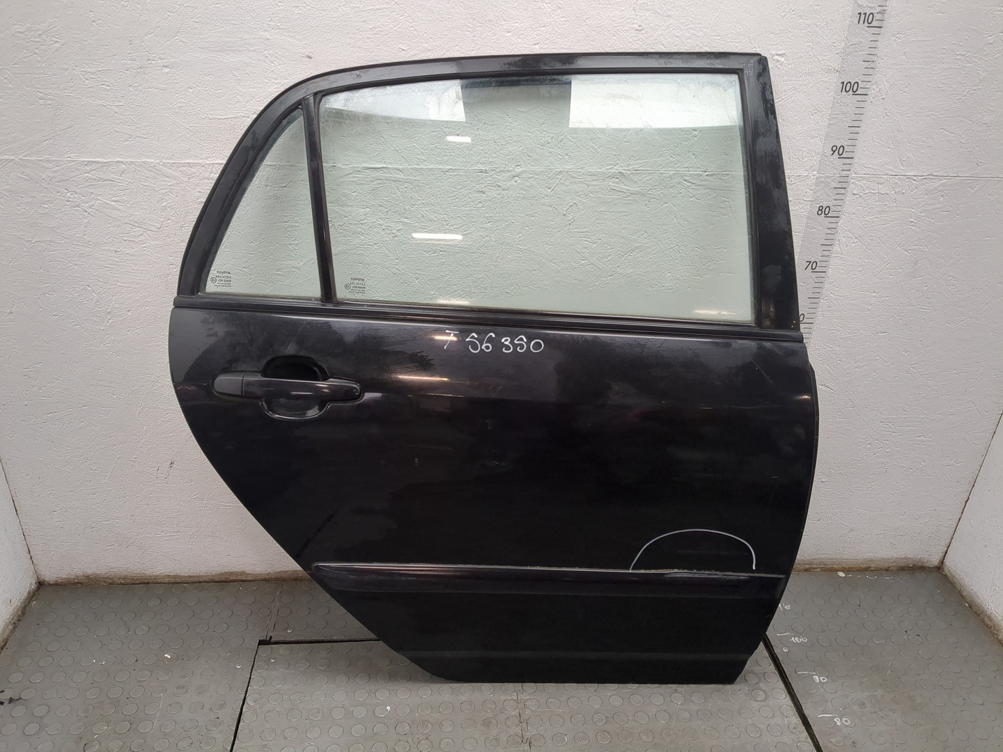 Дверь задняя правая