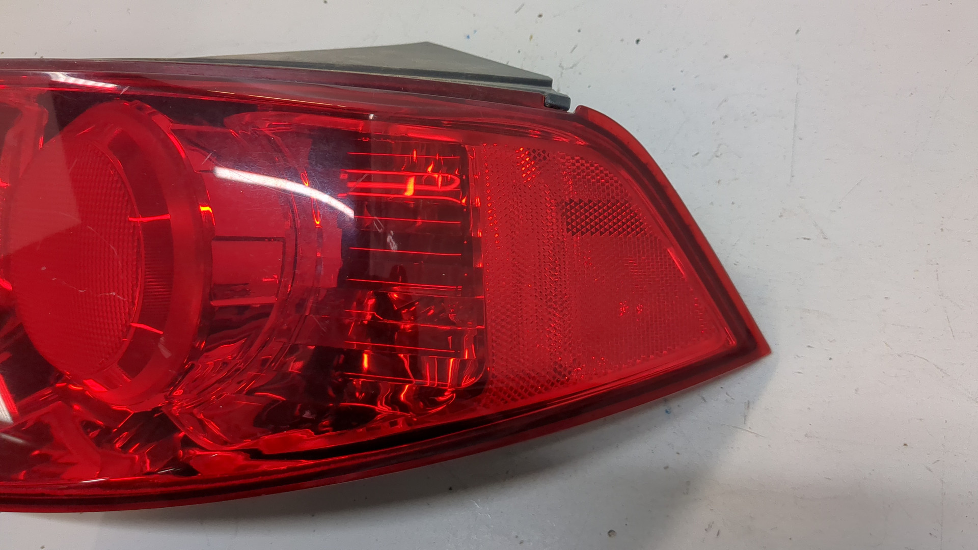 Фонарь задний правый