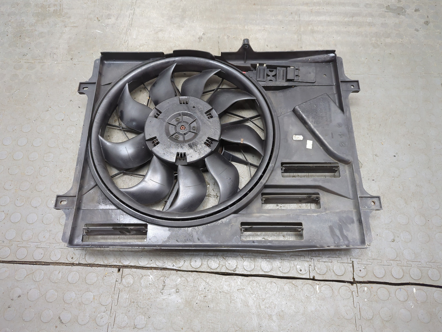 Вентилятор радиатора