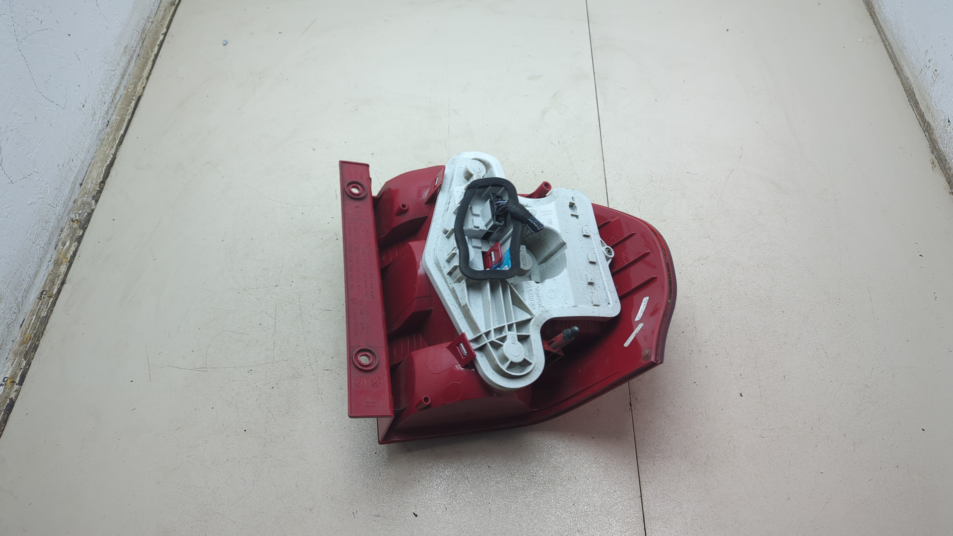 Фонарь задний правый