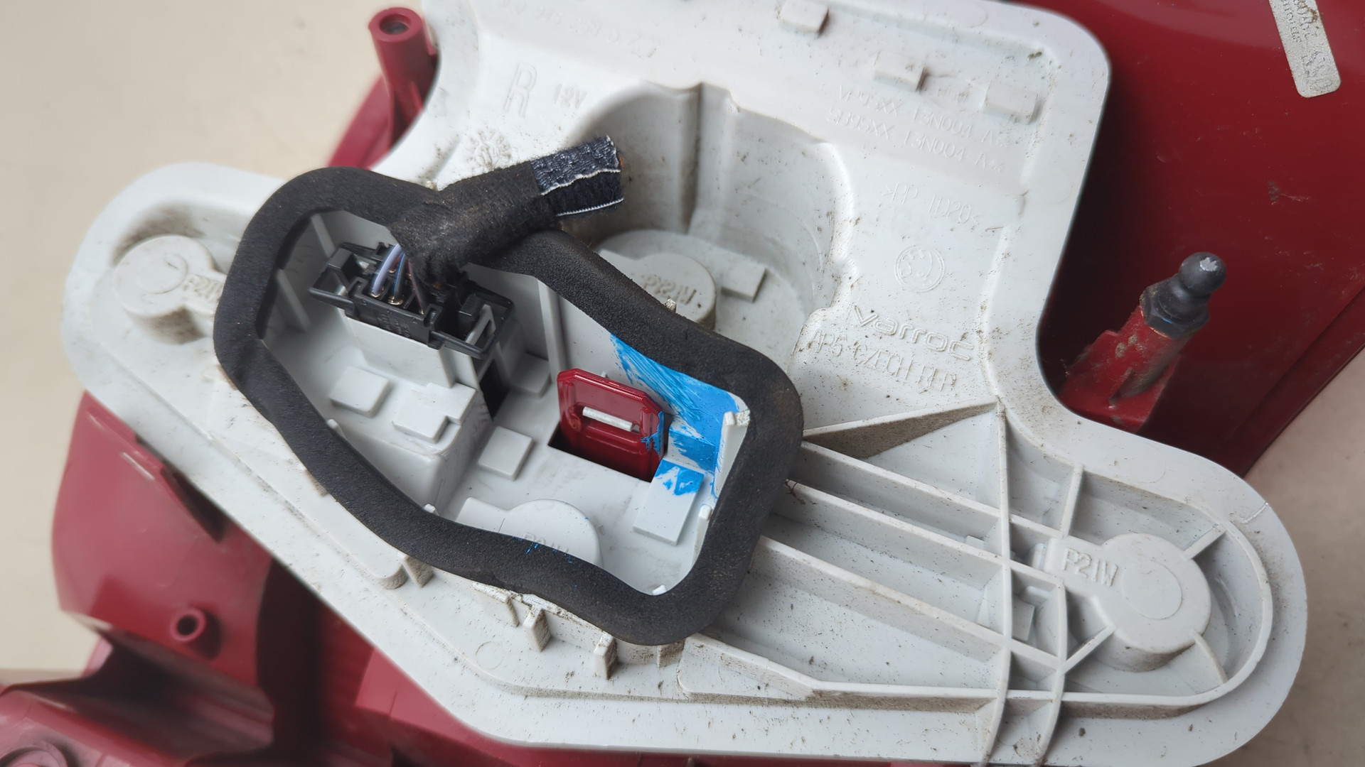 Фонарь задний правый