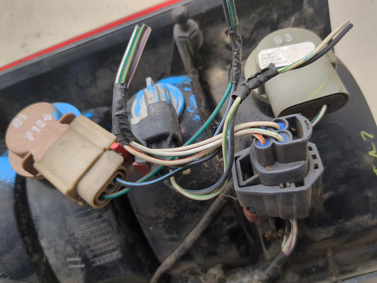 Фонарь задний левый