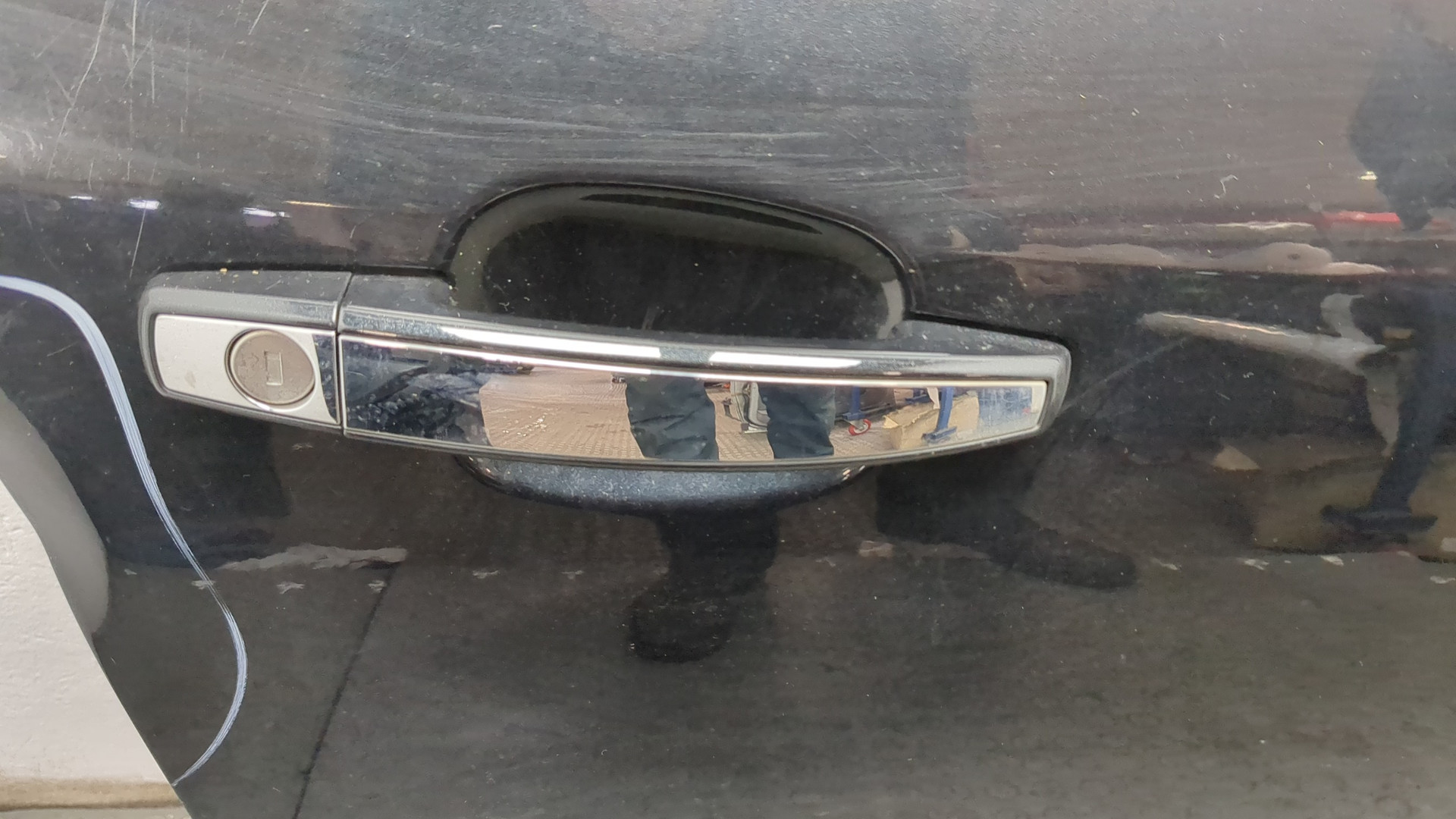 Дверь передняя правая