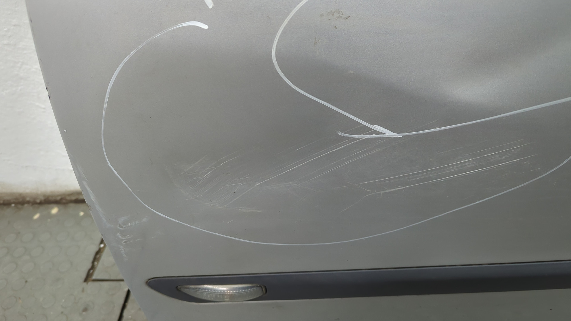 Дверь передняя левая