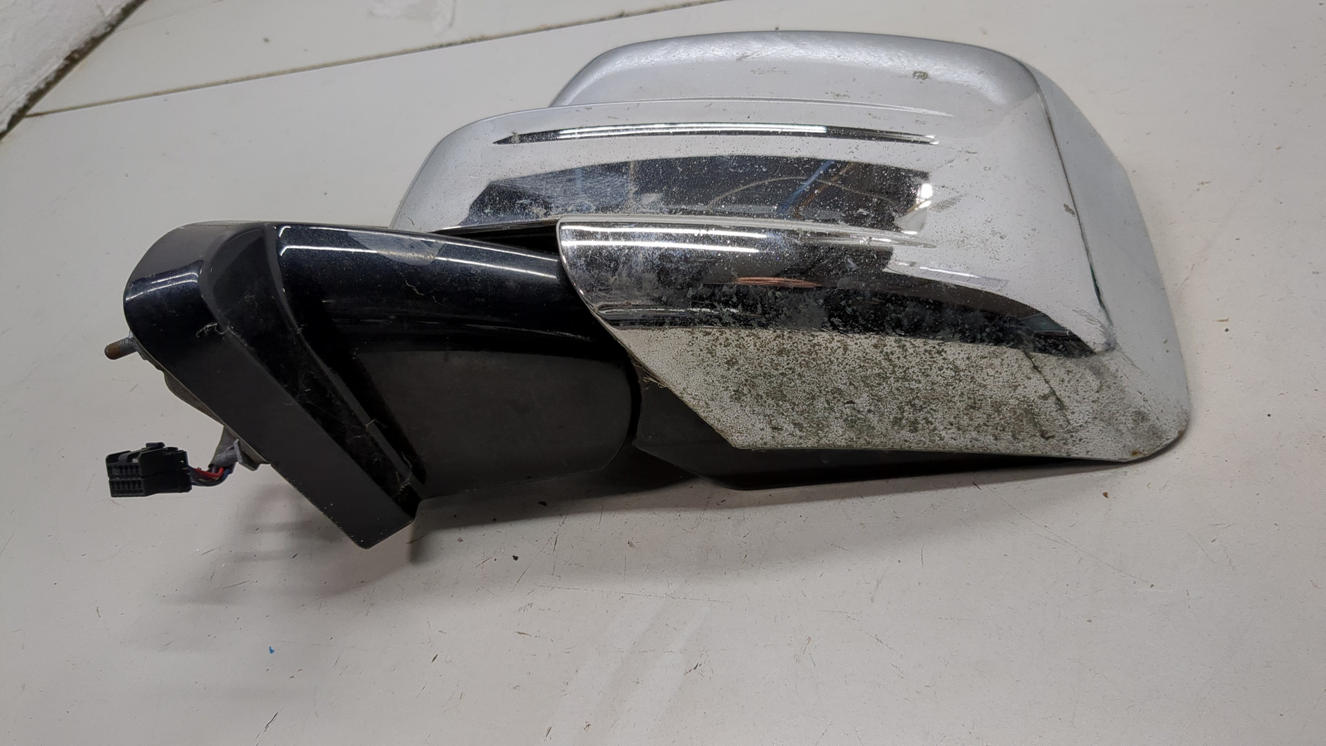 Зеркало левое электрическое