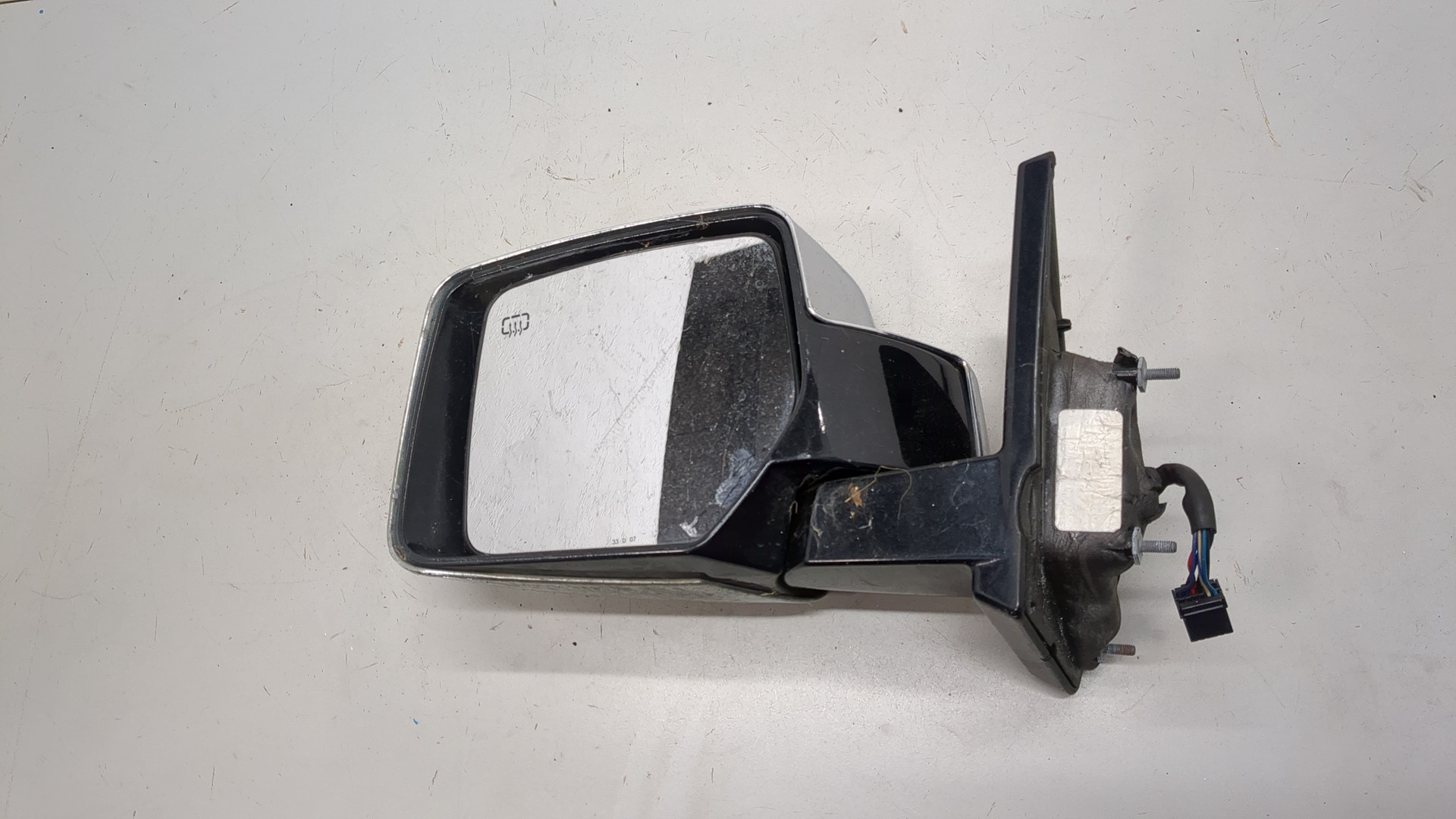 Зеркало левое электрическое