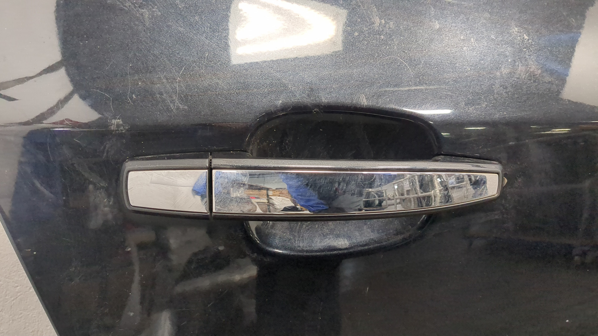 Дверь задняя правая