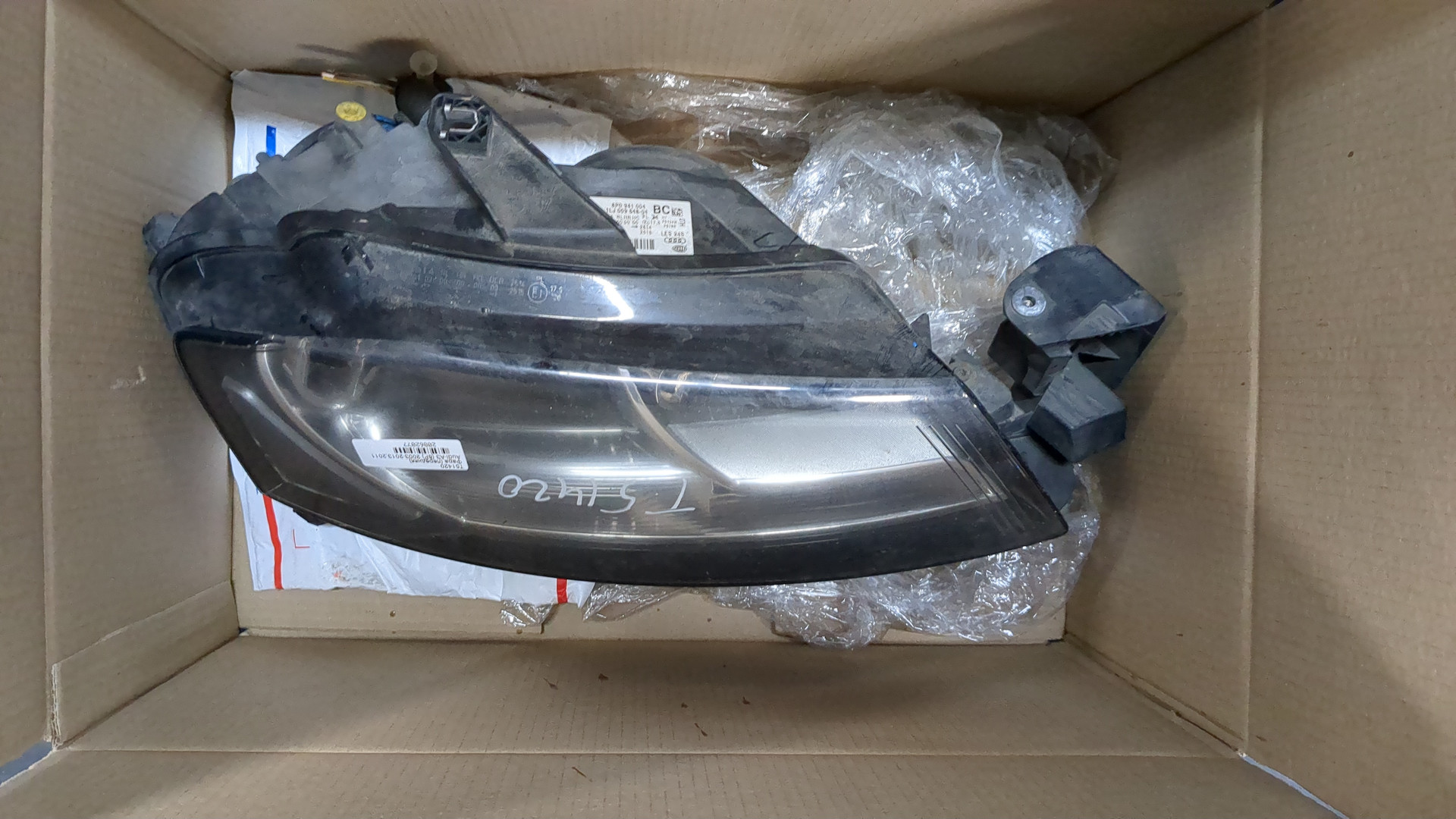 Фара правая