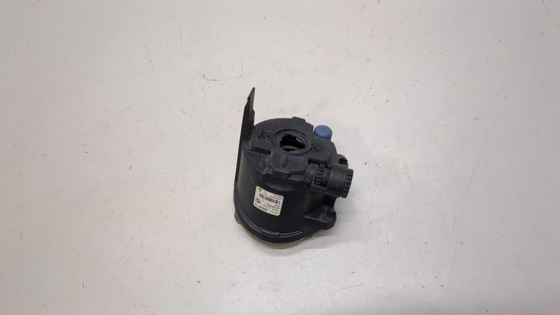 Фара противотуманная правая