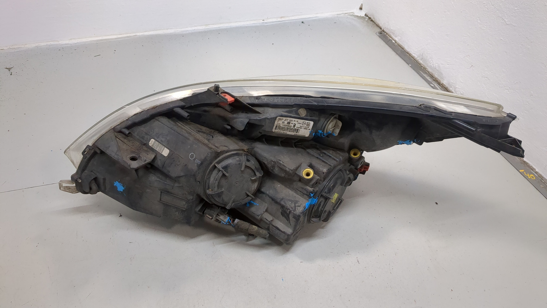 Фара правая